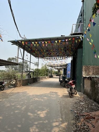 Lô góc 3 mặt tiền 44m, sát vành đai 4