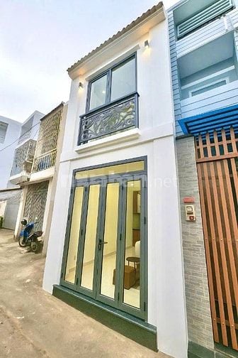 NHÀ 1LẦU MỚI , ĐƯỜNG TRẦN VĂN ĐANG , P11 , QUẬN 3