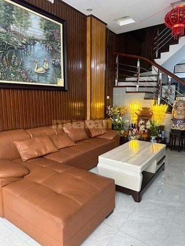 Chính chủ Cho thuê nhà lâu dài, tại Gia Thuỵ, Long Biên, DT 42 m2