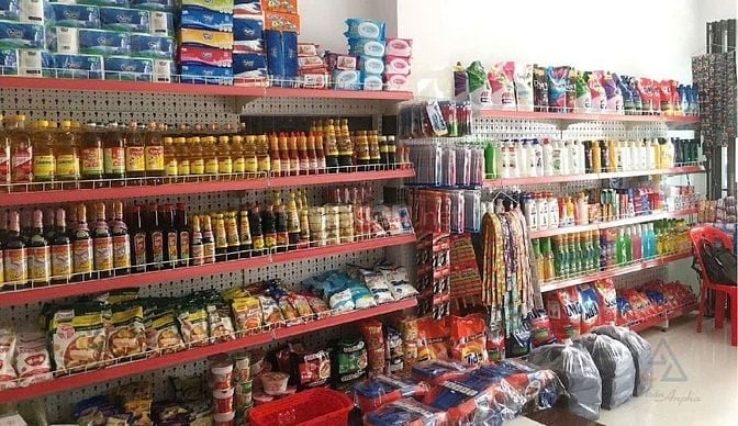 Cửa hàng cần tuyển nhân viên bán hàng