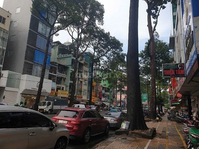 Cho thuê nhà mặt tiền đường An Dương Vương, Phường 8, Quận 5