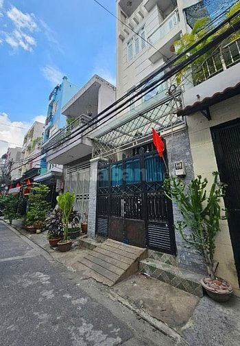 Bán nhà HXH đường Hương Lộ 2, gần Bình Trị Đông, Dt: 4x16m, 2 tầng