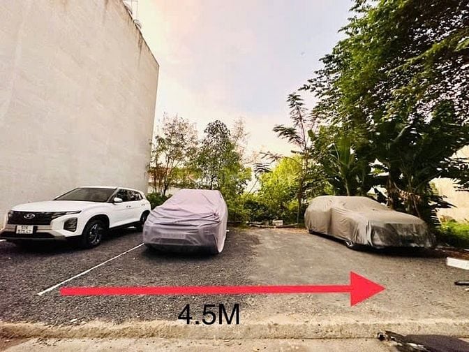 NHÀ ĐƯỜNG SỐ 9, 5 TẦNG, CÓ CHỖ ĐỔ XE HƠI, KHU VỰC DÂN TRÍ CAO