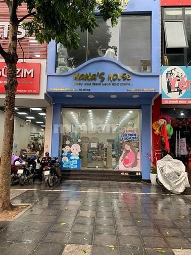 Cho thuê gấp 4 tầng tại ngã tư Nguyễn Tuân chỉ 60tr/tháng thang máy