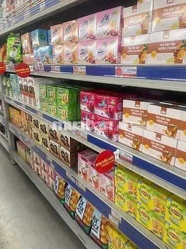 Cửa hàng Duy Tân cần tuyển 4 nhân viên bán hàng, phụ kho