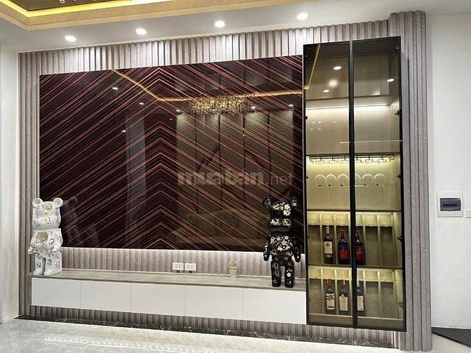Nhà Đống Đa 40m2, 5 tầng ô tô đỗ cửa, Giá 12 tỷ