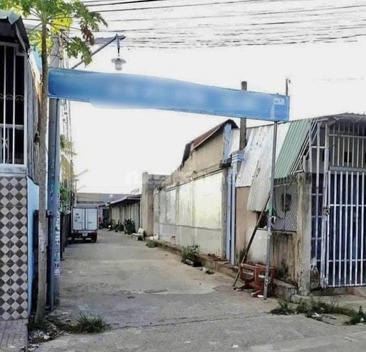 bán gấp căn nhà 62m2 ở Nguyễn Văn Quá - Quận 12 giá 910 triệu.