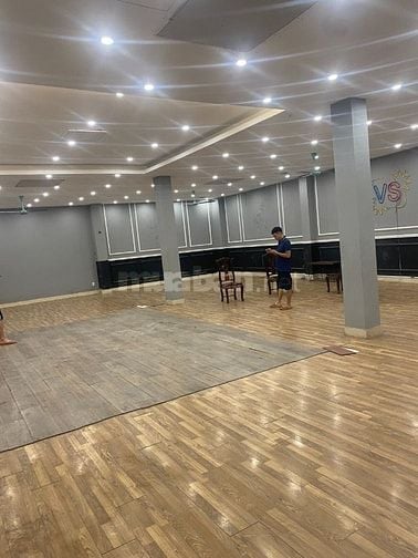 Cho thuê VP tại Phương Mai - Đống Đa 300m/sàn chỉ 12$/m trống 3 tầng 