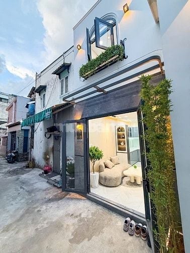Nhà tuyệt đẹp CAO CẤP hẻm Phan Văn Trị, P11, Q.Bình Thạnh.