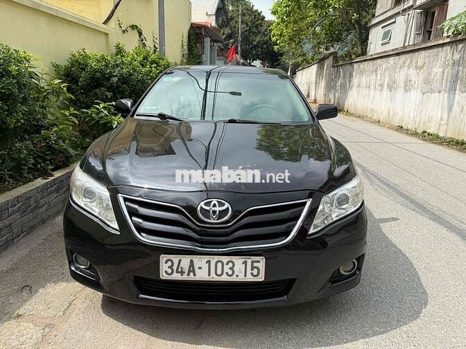 Toyota Camry 2010 LE 2.5 - 79000 km nhà dùng