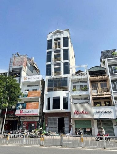 Bán gấp nhà MT Lê Văn Sỹ, Quận 3 - 197m2 (6.25 x 24.5; Nở hậu 10m)