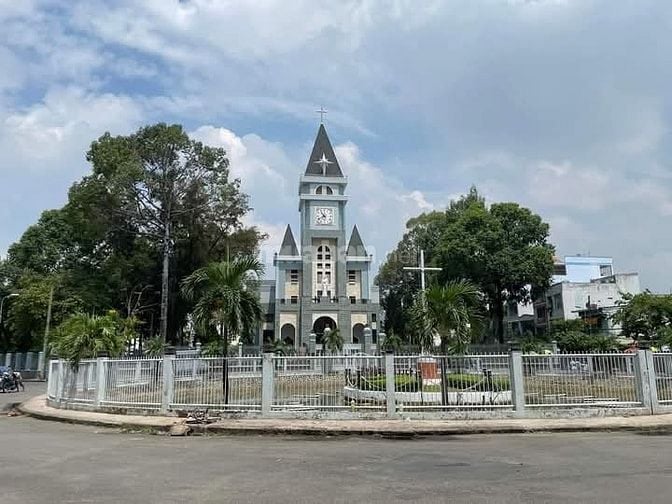 [GÓC 2 MT] NHÀ CHO THUÊ NGUYÊN CĂN