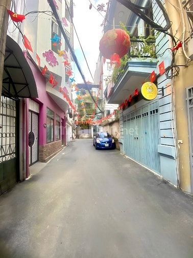 Ngõ 173 Hoàng Hoa Thám 90m2*5t, thang máy, 2thoáng, thông, giá 17.9tỷ.