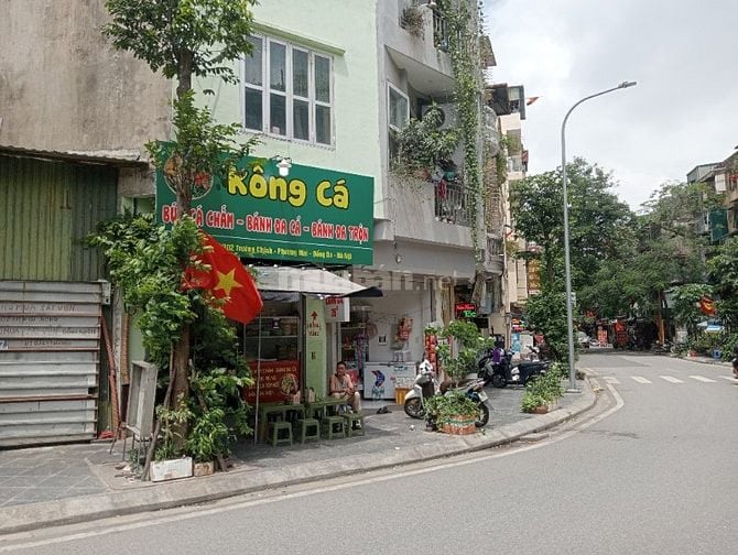 Cho thuê mặt bằng nhà riêng 3 tầng 1 tum