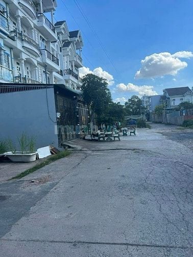Bán lô đất hẻm 2 mặt tiền đường Hiệp Thành, Q12 ngay chợ Hiệp Thành
