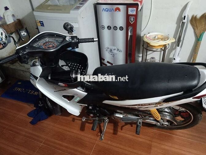 Cần bán xe zin nguyên con