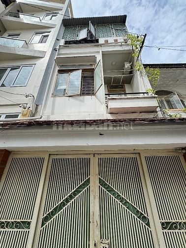 Xe hơi đỗ cửa, 52m2(4x13m) 3 tầng 3PN, D5 Ung Văn Khiêm Bình Thạnh