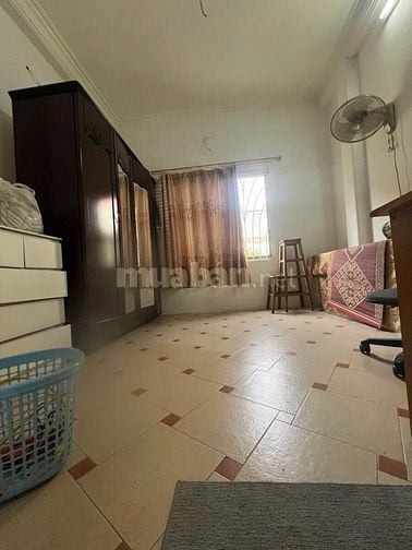 Cho thuê Nhà Nguyên Căn phố Đội Cấn - Ngọc Hà Ba đình Hà Nội 