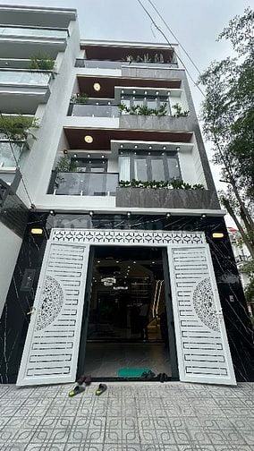 💥 SIÊU PHẨM NHÀ PHỐ HIỆN ĐẠI – HẺM XE HƠI TRÁNH 6M – SÁT Q7 giá 9.2T
