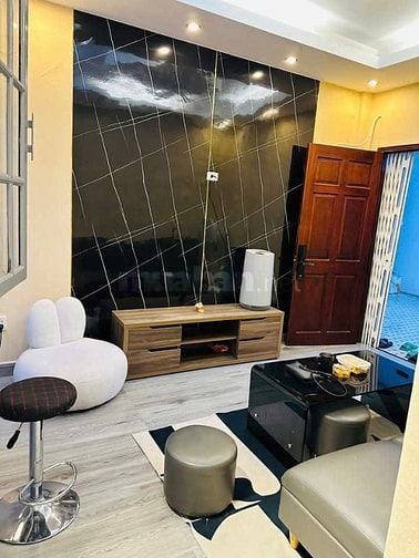 Cho thuê căn hộ lầu 2, lô B C.cư 518 Võ Văn Kiệt, P. Cầu Kho, Q.1 giá 