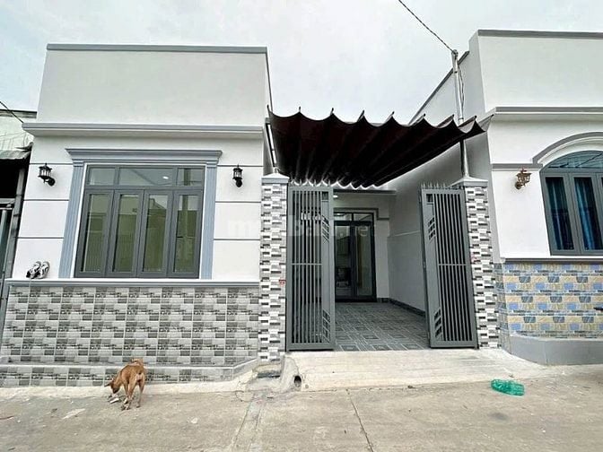 CCG bán căn nhà mới xây 82m2 xã Tân Thông Hội Củ Chi giá chỉ 980 triệu