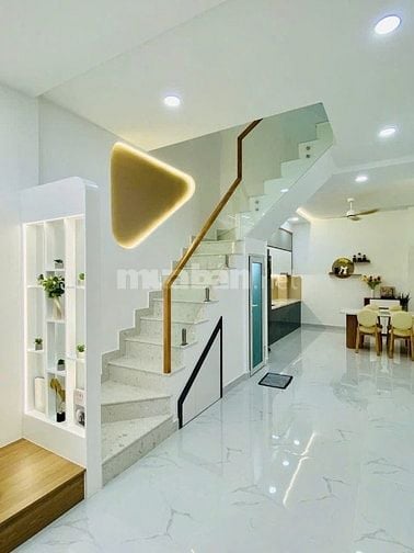 Chính chủ cần bán căn nhà SR Đ.Chế Lan Viên P.Tây Thạnh Quận Tân Phú 