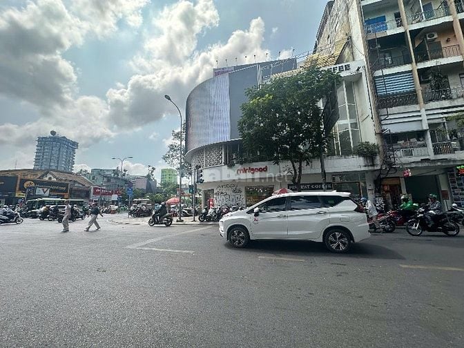 CHO THUÊ GÓC HAI MẶT TIỀN NGUYỄN THỊ NGHĨA - PHẠM NGŨ LÃO DTSD 890m2