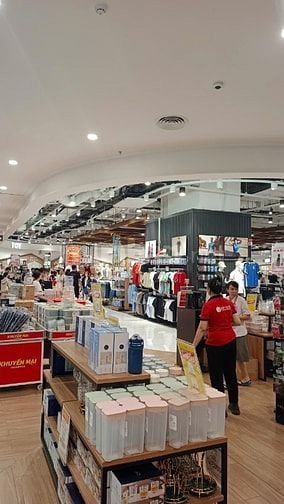TUYỂN GẤP LĐPT NHIỀU VỊ TRÍ TẠI CHUỖI CỬA HÀNG BÁCH HÓA ( TP.HCM ) 