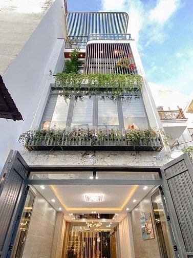 Sang nhượng nhà hẻm 1 sẹc Nguyễn Trãi, P14, Quận 5, DT 62m2