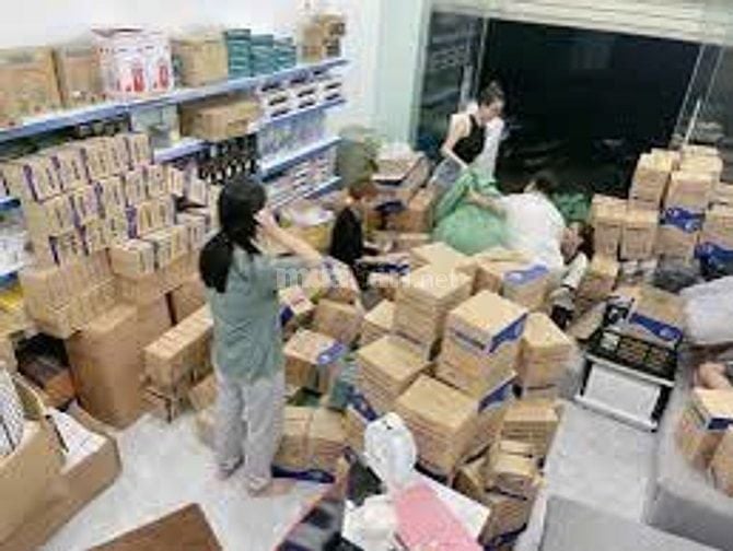 CẦN GẤP LĐPT NAM NỮ PHỤ KHO , TẠP VỤ  , GIAO HÀNG 