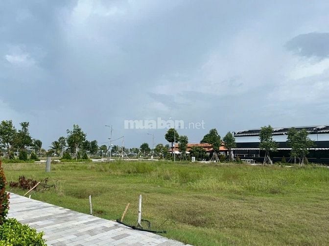 Đất đẹp 85m2 , sổ hồng riêng , 2.5 tỷ, ngân hàng hỗ trợ