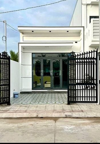 Hiện bên em có vài căn nhà Bình Chánh từ 500tr đến 1tỷ cần bán.