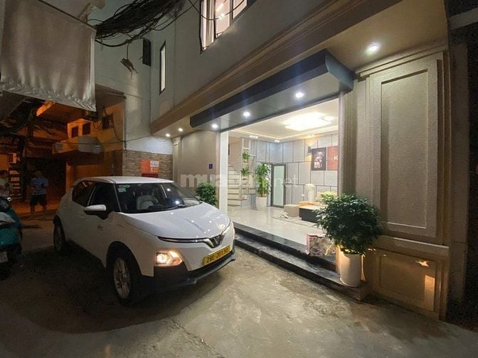 Duy nhất 1 căn!!! phố Lê Quý Đôn, Dt 38m2, 4t, mt 7m, ô tô đỗ cửa.