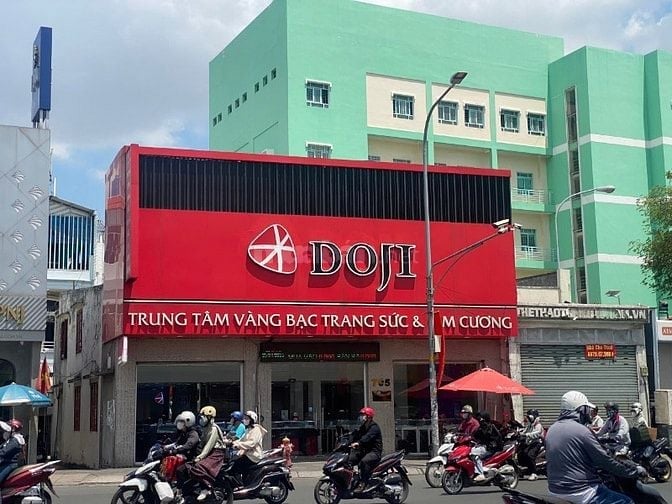 Cho Thuê Nhà 703-705 Luỹ Bán Bích, Q.Tân Phú - Vị Trí Nhận Diện Tốt