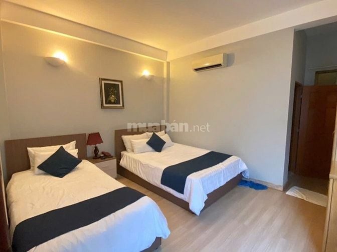 33 Bùi Viện, 6 tầng thang máy, 4x17m, HĐT 80tr/tháng