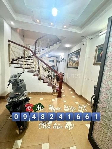 NHÀ BA ĐÌNH - THOÁNG TRƯỚC SAU - VÀI BƯỚC RA MẶT PHỐ