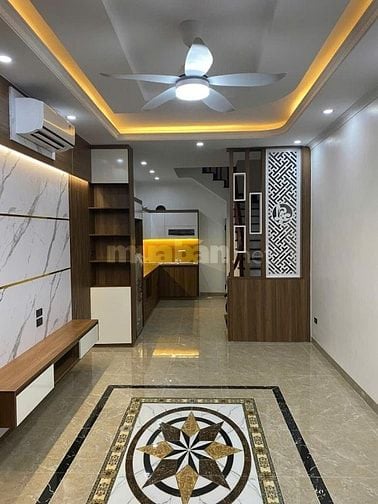 BÁN NHÀ TẠI XUÂN PHƯƠNG, NAM TỪ LIÊM 5T, NHÀ DÂN XÂY,  NỘI THẤT ĐẸP, G