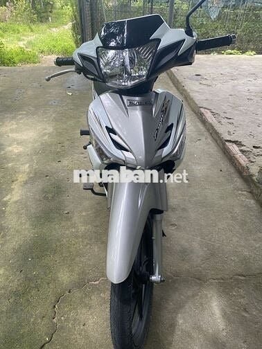 cần bán xe đang sử dụng