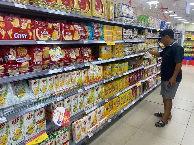 [ THÁNG 6 ] TUYỂN DỤNG LĐPT NAM-NỮ PHỤ BÁN TẠI CỬA HÀNG