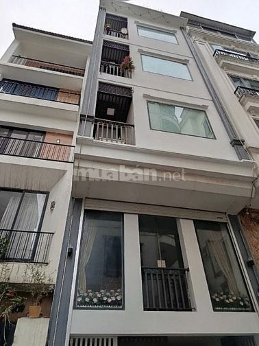 Chính chủ bán nhà tại khu biệt thự Minh Tâm, đường Cổ Linh, Long Biên