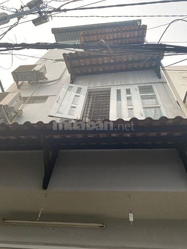 Cho thuê nhà 1 trệt 3 lầu, 3PN Nguyễn Công Trứ, Q1 – gần Bùi Viện
