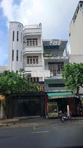 Cho thuê nhà mặt tiền Nguyễn Trãi, P.11, Q.5 giá 40tr.