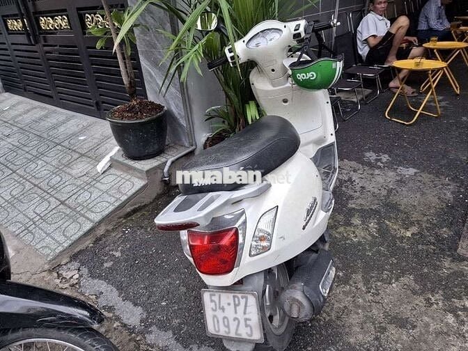 Can bán xe ai can lien hê minh