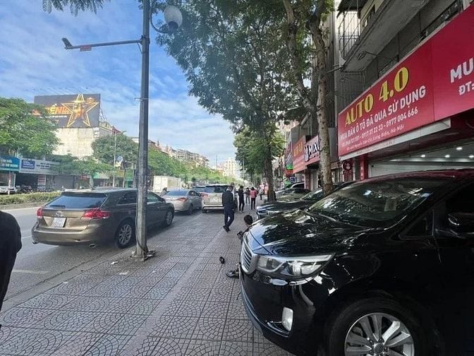 MẶT PHỐ NGUYỄN VĂN CỪ, LONG BIÊN DIỆN TÍCH 99M², VỊ TRÍ ĐẸP GẦN NGÃ TƯ