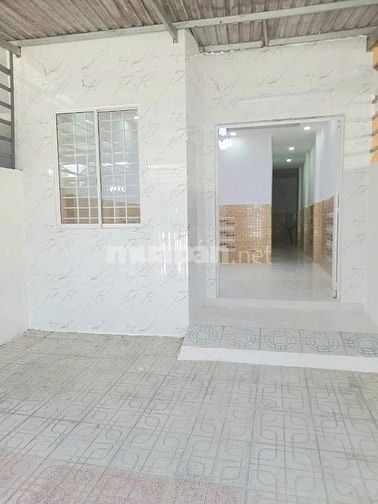 Kẹt Tiền Cần Bán Nhà C4 dt 124m² Sổ Hồng Riêng 890 Triệu