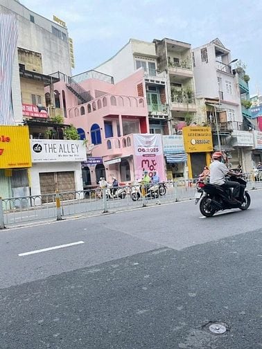 19,5T GIẢM VỀ 18,2T. Góc 2MT Lê Văn Sỹ.160m2 SD. 4 tầng mới. HĐT 60tr