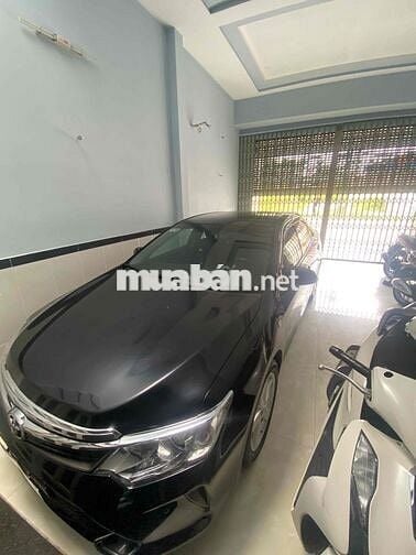 Toyota Camry 2016 2.5Q - 21000 km giá 700tr