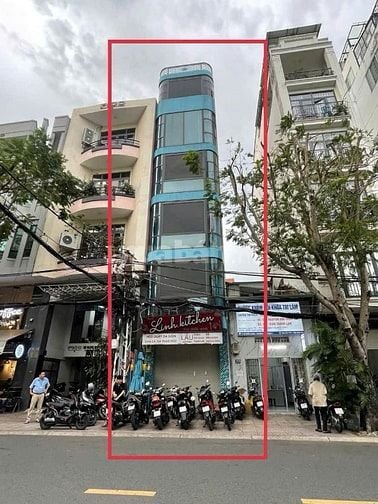 HOT HOT HOT  CƠ HỘI SỞ HỮU TÒA NHÀ 6 TẦNG CÓ THANG MÁY NGAY TRUNG TÂM 