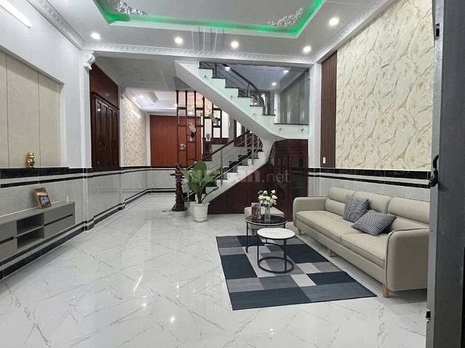 Cơ Hội Vàng! Nhà Bến Vân Đồn, Q4 – 58m², Giá 2.28 Tỷ, Thu Nhập 16Tr
