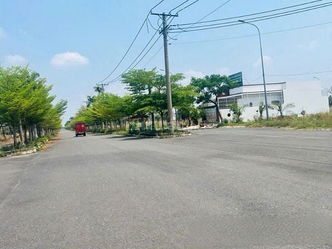dất dự án tiềm năng, đất dự án giá mềddaatstaij khu vực Đức Hòa LongAn